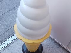 巨大的冰激凌模型-寺子屋本舗(浅草仲見世小町店)