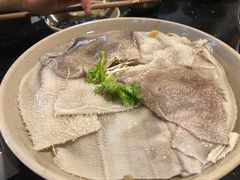 -茅草房·河畔园林火锅