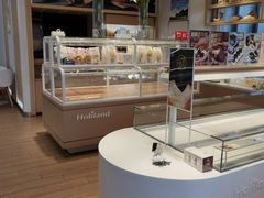 面包甜点陈列柜-好利来(城角街店)