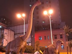 -鸿通城购物中心