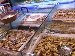 -领鲜活海鲜榴莲自助火锅(东门店)