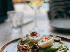 牛油果煮蛋吐司-RAC BAR(安福路店)