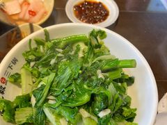 -富正毅三下锅·湘西韵味(天门山索道店)