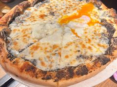 黑松露披萨-IL TEATRO 精品意大利餐厅