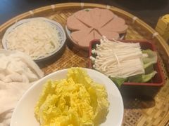 -云荷里·蒸汽石锅鱼·云南菜(中发百旺店)