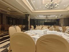 -品悦酒店(三林古镇店)