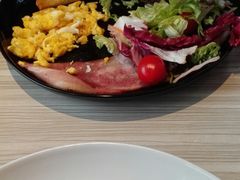 -必胜客(绿地新都会店)
