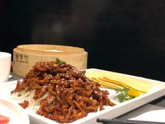 -皇城根·鲁菜济南菜·吊炉烤鸭·炒鸡鱼头(济南旗舰店)