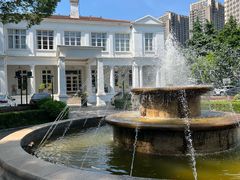 -南京双门楼宾馆(盐仓桥地铁站阅江楼店)