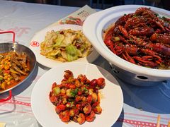 -肥肥虾庄·金牌油焖大虾(杨园滨江时代walk店)
