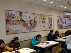 大堂-南城香·饭香串香馄饨香(青年路店)