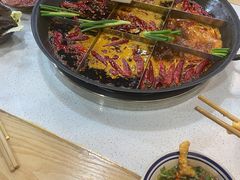 -正贰捌经重庆老火锅(建设路店)