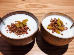 空运来的新疆酸奶-谷丽麦馕新疆菜·清真(步步高梅溪新天地店)