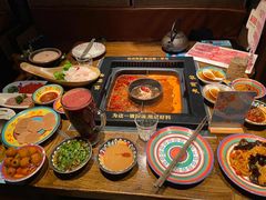 -老牌坊云南鱼豆花火锅(哈西万达店)