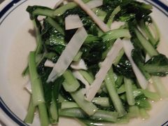 -八府香鸭·啫啫煲(华山路店)