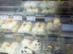 -白玉兰食品甜凤店(合生汇店)
