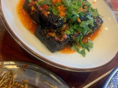 -郑东靓靓虾馆·金牌油焖大虾(天泽街店)