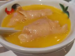 -鲜入围煮花胶鸡海鲜火锅