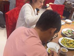 -乡土特色.冷锅鱼.牦牛肉汤锅