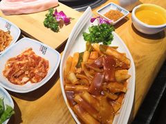 -唯成•韩国炭火烤肉 유성고기