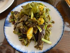 -鸿运美食府