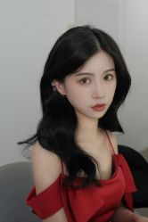 -艾米丽婚纱礼服