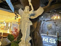 -暴风岛沉浸式体验馆(百联世纪店)