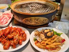 -山焱·炭火自助烤肉(周浦万达店)