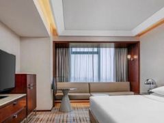 -上海龙之梦万丽酒店