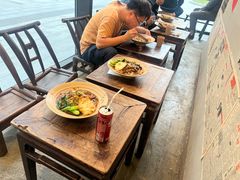 -方铲铲·成都板凳面(滨江银泰店)