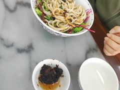 -海碗居老北京炸酱面(增光路店)