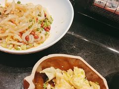 -川流不息·地道川菜·小龙虾(新松江路店)
