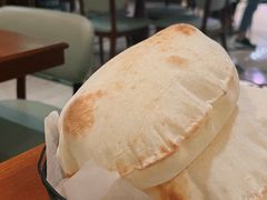 餐前面包-ELI FALAFEL Lebanese&Mediterranean黎巴嫩美食(富城路店)