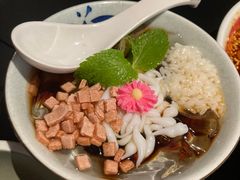 -麻六记(凤凰汇店)