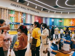 -m豆巧克力世界(上海世茂广场店)