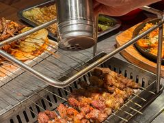 -绿地三只羊羊肉串(万科店)