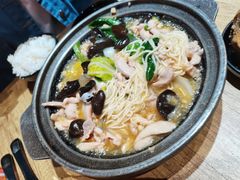 -极有家小鱼小鸡石锅煲(佳兆业店)