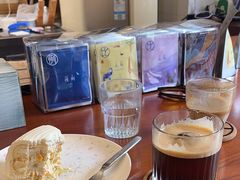 -Be Lived Cafe比例咖啡(摩天轮店)