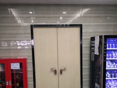 -一兆韦德健身(张杨路店)