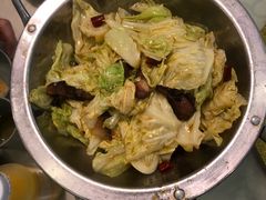 干锅手撕包菜-罗阳人家私房菜(罗阳路店)