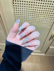 -UGIRL有个美甲