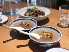 -楚山晓·湖北菜(武汉光谷K11店)