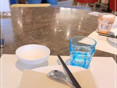 -港丽餐厅(高德置地店)