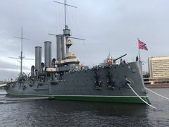 -阿芙乐尔号巡洋舰