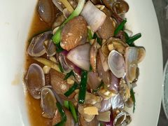 -四川小胡子海鲜(丁村万人海鲜广场店)