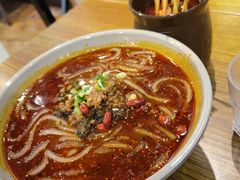-蜀天上精专麻辣香锅(文定路店)