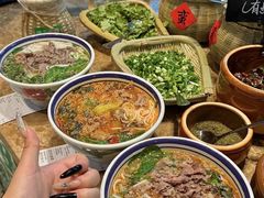 -云阿蛮云南生烫牛肉米线(奉贤路店)