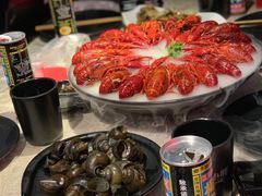 -沪小胖小龙虾(淮海中路旗舰店)