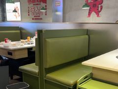 -佰人王串串香火锅(洋珠巷店)