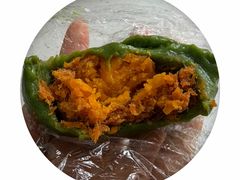 蛋黄肉松青团-许阿姨糕团店(南京总店)